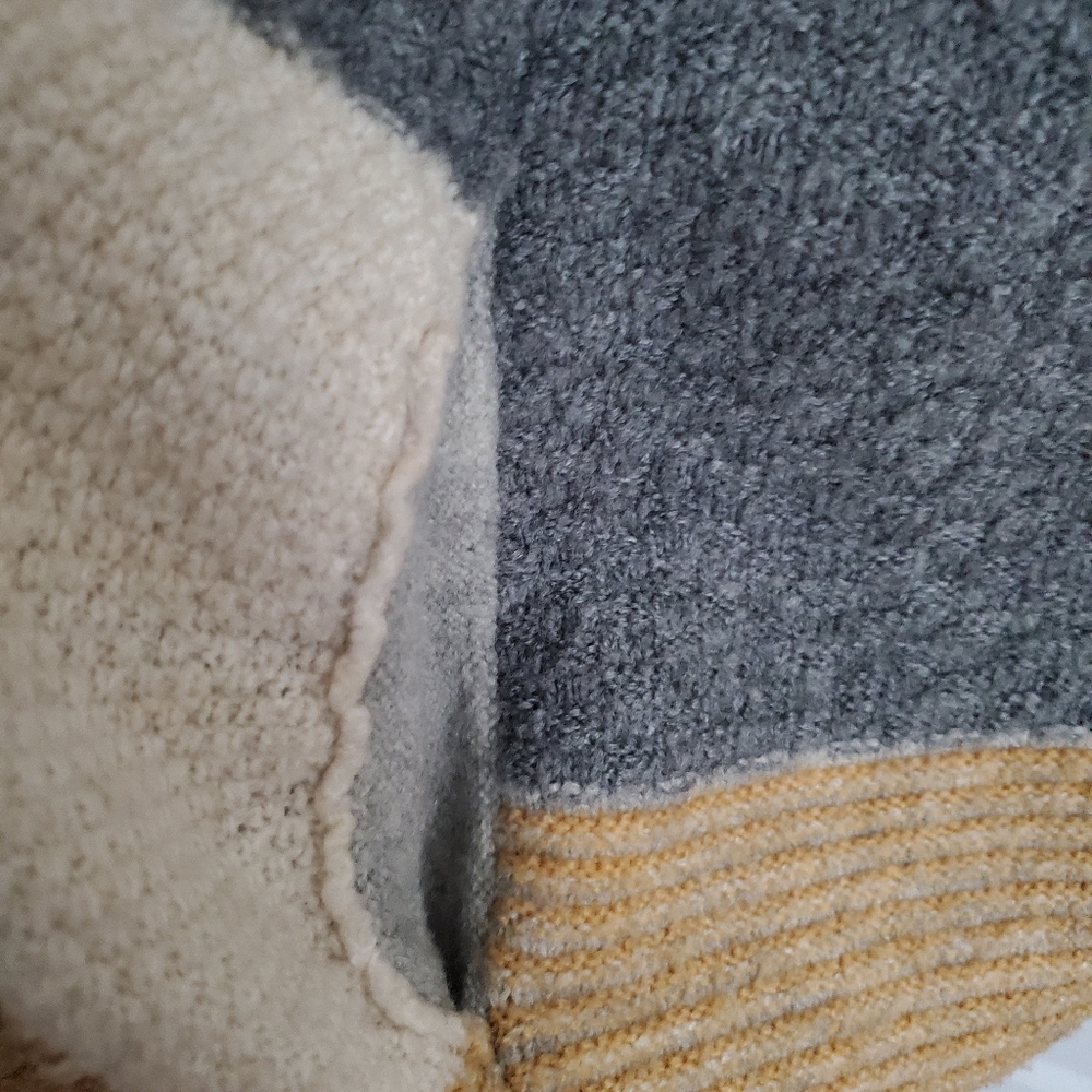 Y2K Colorblock Cardigan - Picture 11 of 13